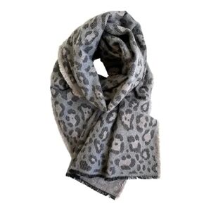 Stella & Dot Scarf. NWOT